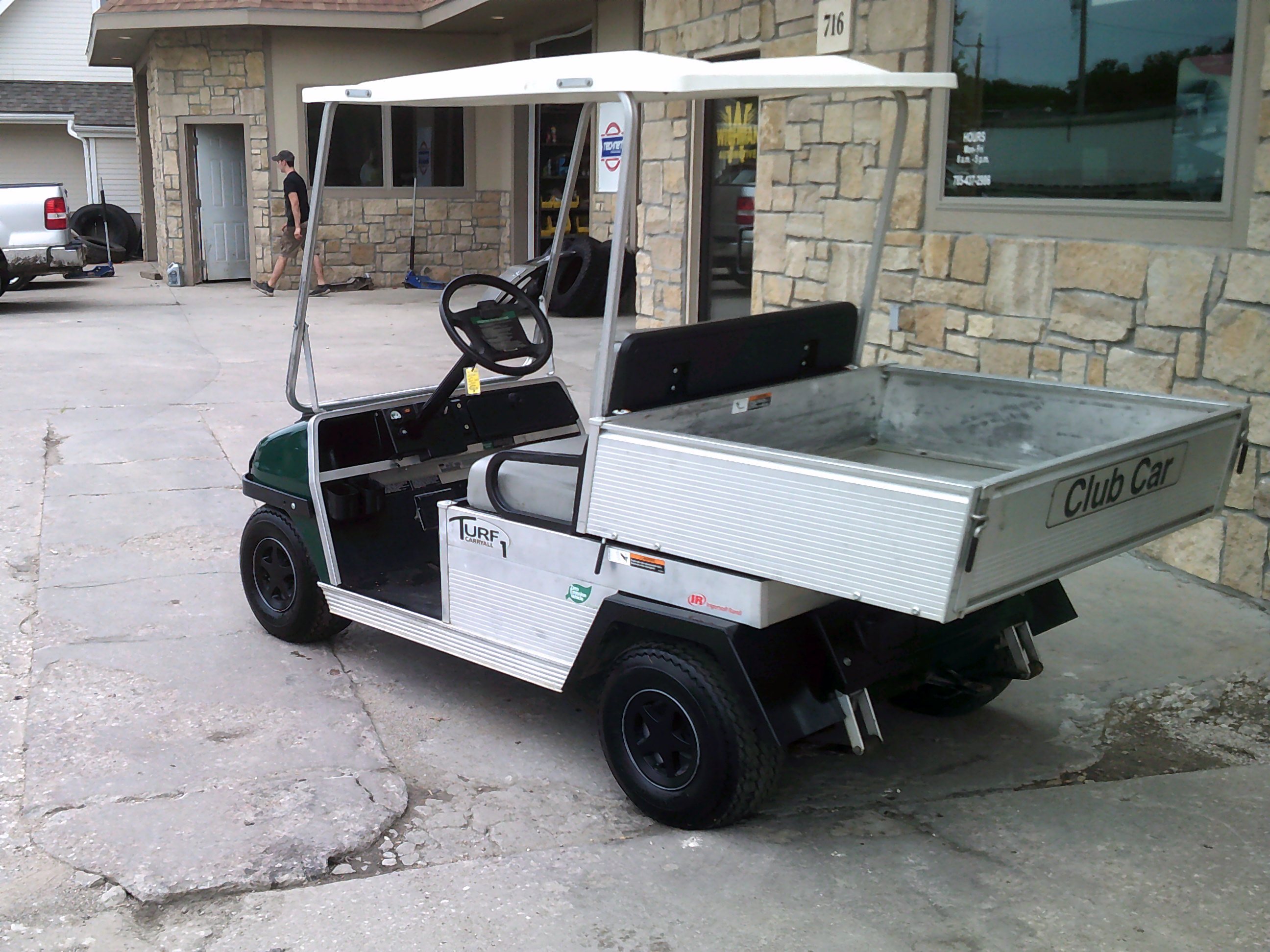 2011 Club Car Turf 1